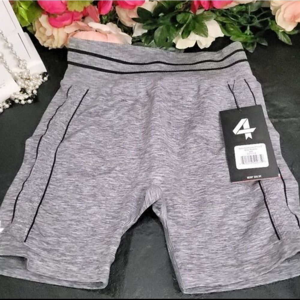 Four Laps Aero Seamless Short 3" and 5" START BEFORE YOU'RE READY